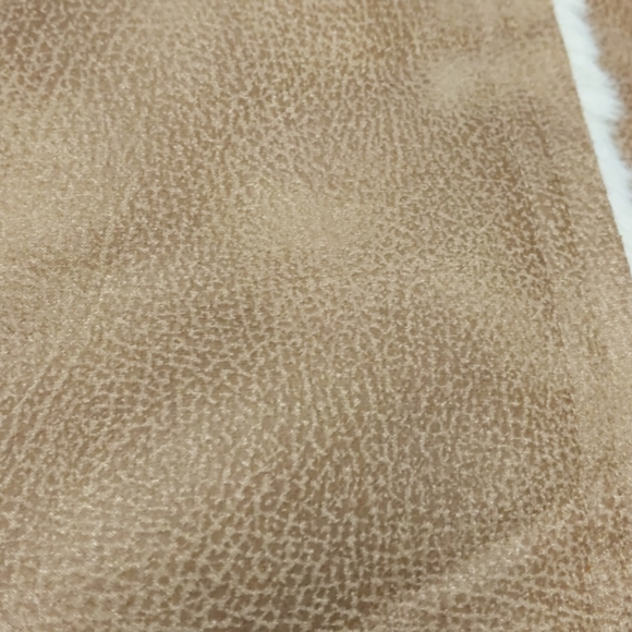 Women's En Creme faux fur vest size small - Picture 12 of 12